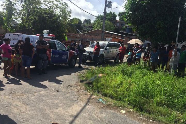 Homem com tornozeleira eletrônica é morto com oito tiros, em Manaus