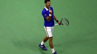 Djokovic sofre, mas dá o troco em Kohlschreiber e vence na estreia