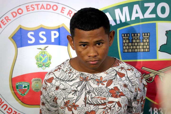 Jovem é preso por roubos a drogarias na Zona Centro-Sul de Manaus