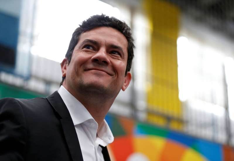 Senadores decidem 'adotar' pacote anticrime de Moro