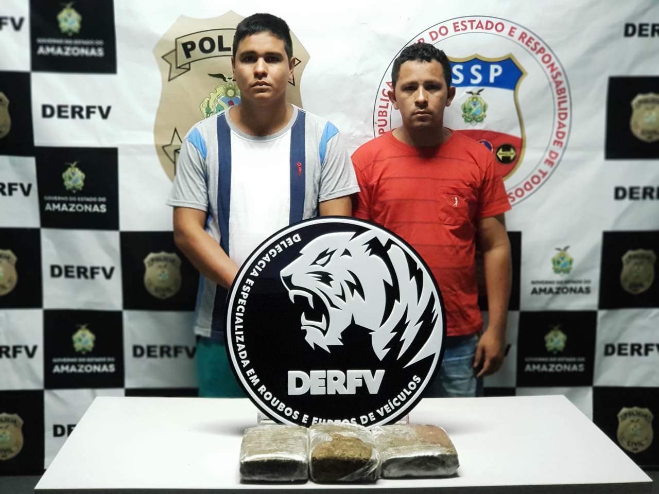 Dupla é presa com três quilos de skunk na Zona Norte de Manaus