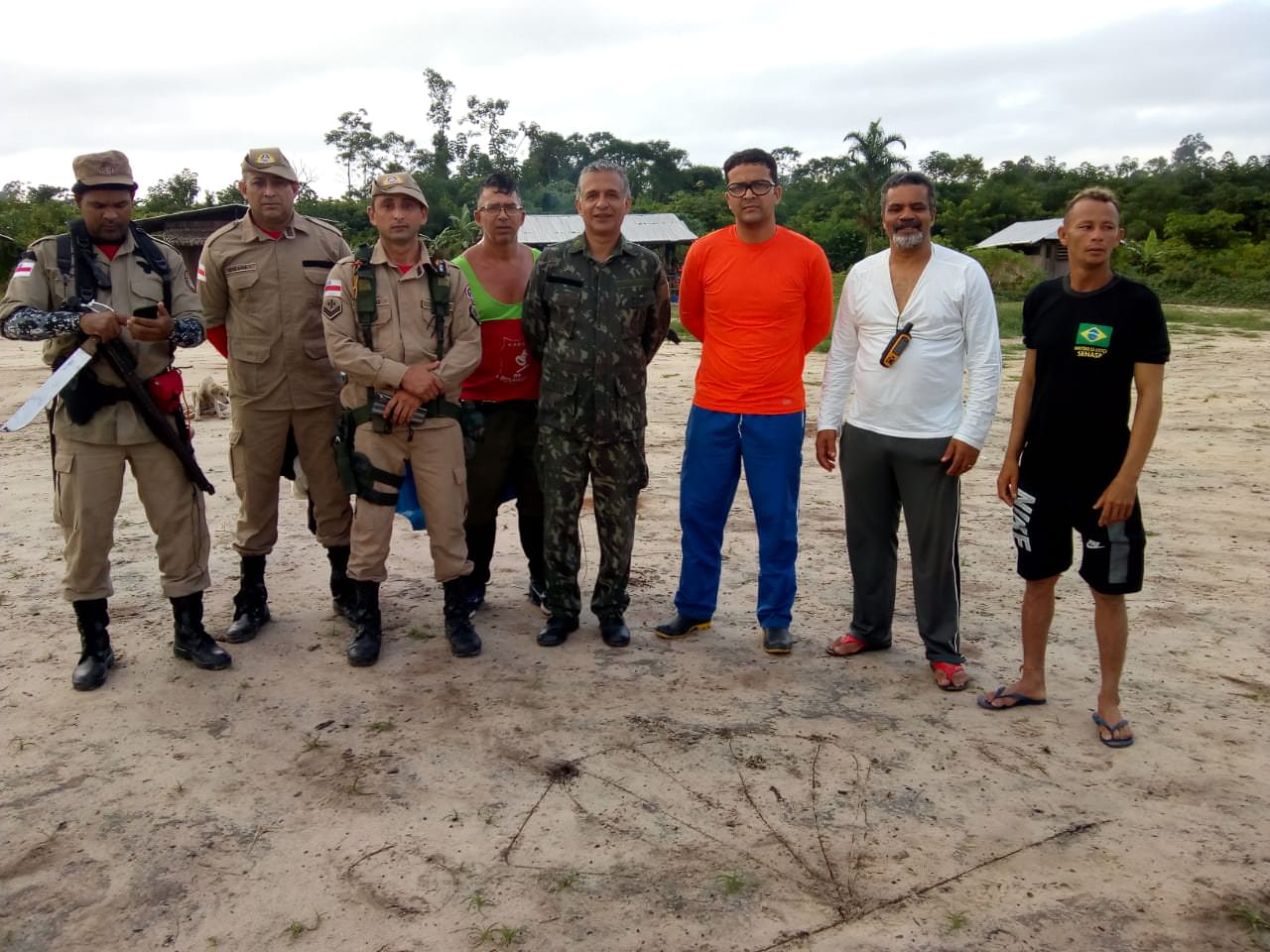 Após 9 dias perdido na selva, missionário é encontrado por bombeiros