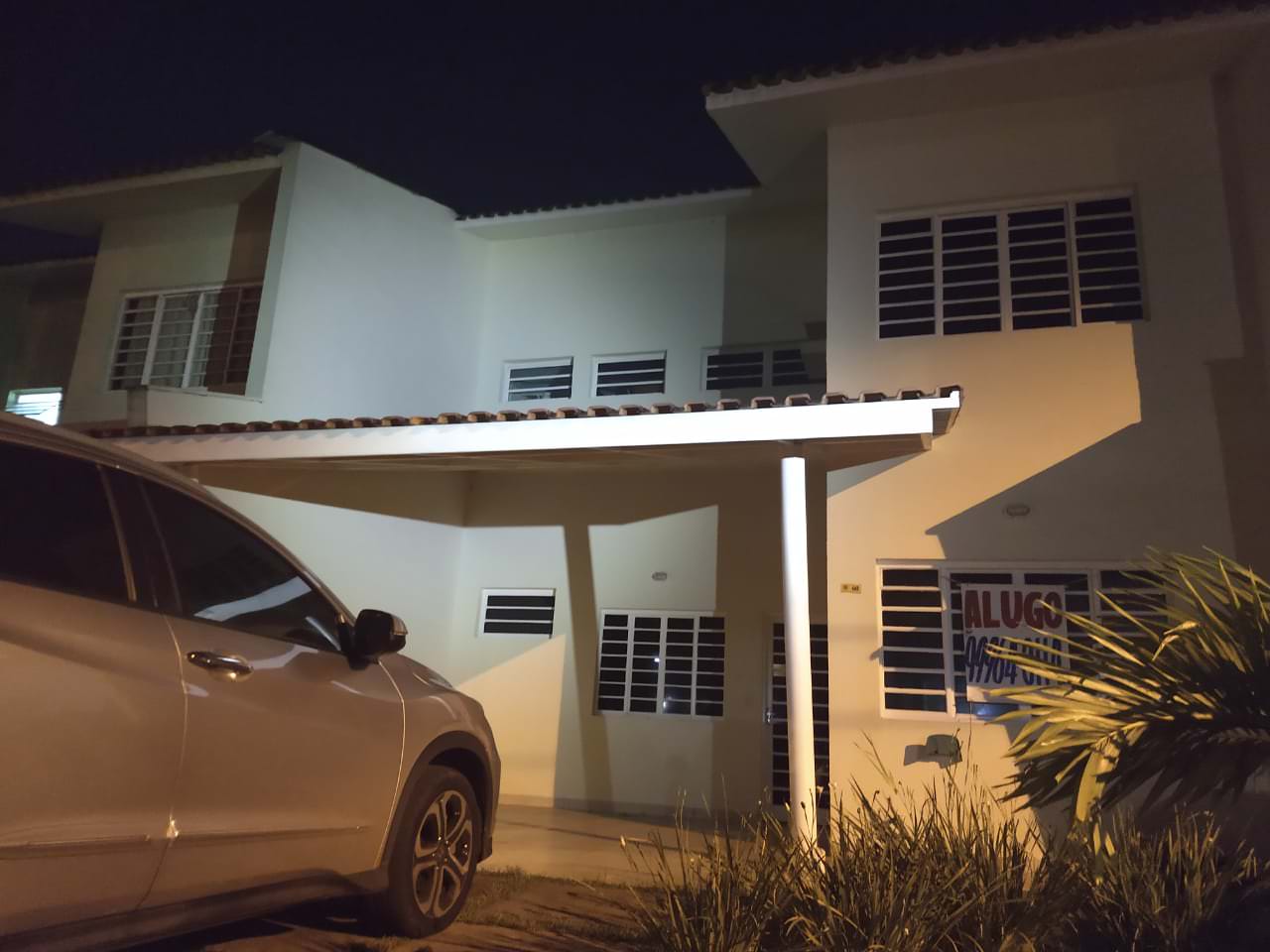 Cantor gospel fica ferido após cair de paraquedas em condomínio de Manaus