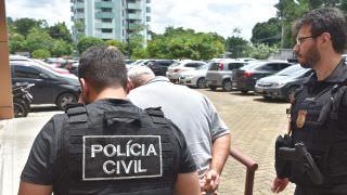 Médico é preso acusado de praticar abortos em Manaus e no Rio de Janeiro