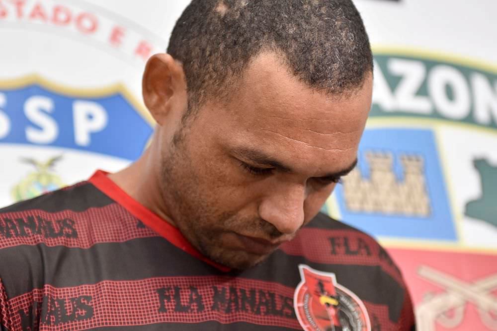 Homem é preso por envolvimento em roubo de armas de fogo