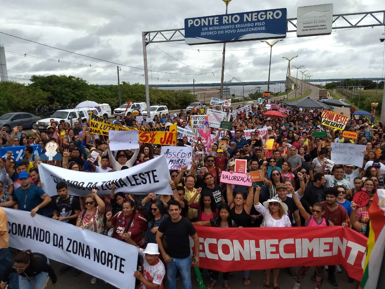 Professores de 39 municípios aderem à greve da educação no Amazonas