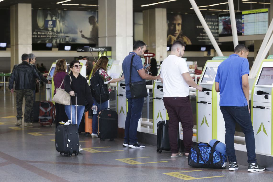 STJ mantém decisão que autoriza companhias aéreas a cobrar bagagem despachada