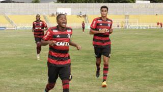 Título com 14 jovens fortalece base do Flamengo na nova era
