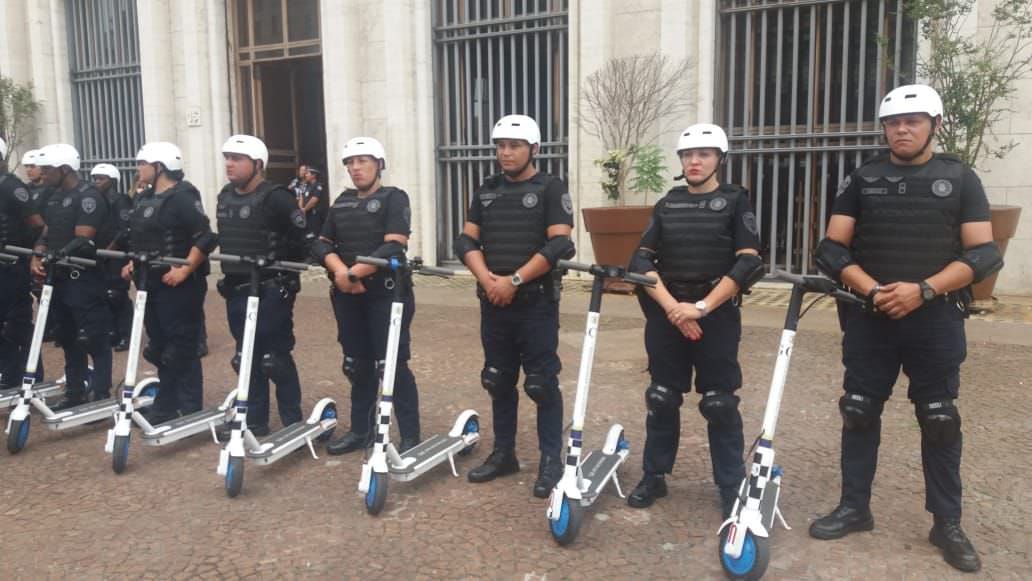 Guarda Civil de São Paulo começa a fazer patrulhamento com patinetes
