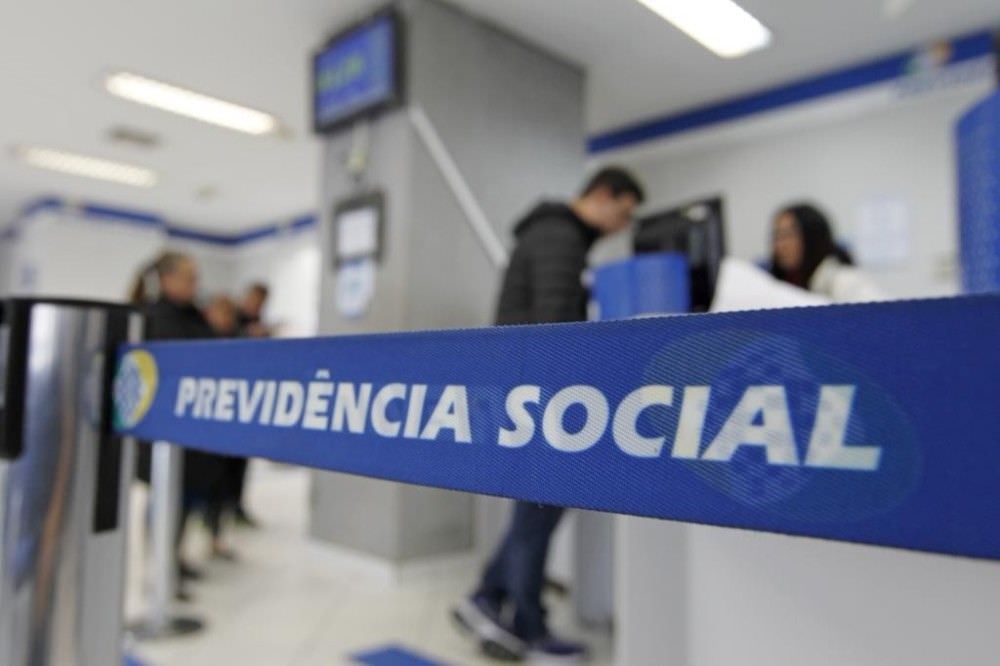 Governo dará R$ 40 milhões em emendas a cada deputado que votar pela reforma
