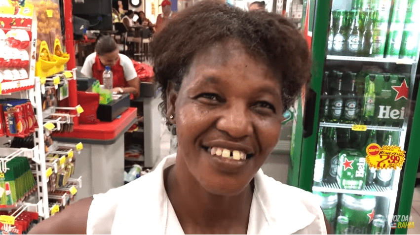 Mulher comemora morte do marido com festa: ‘Não apanho mais dele’