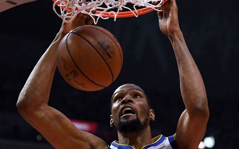 Durant faz 50 pontos, Warriors vencem Clippers e encaram Rockets