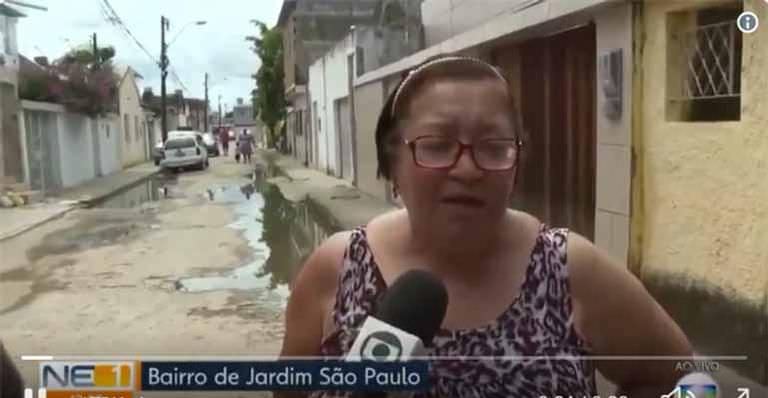 Mulher sofre acidente durante reportagem ao vivo na Globo; Veja vídeo