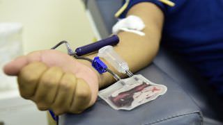 Com estoque crítico, Hemoam faz apelo urgente para doadores de sangue