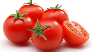 Calor e chuvas fortes elevam preço do tomate