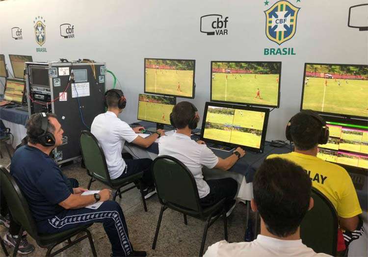 Novidade deste Brasileirão, VAR é protagonista na 1ª rodada do torneio