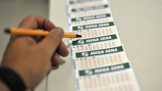 Confira o resultado da Mega-Sena deste sábado; prêmio acumulou