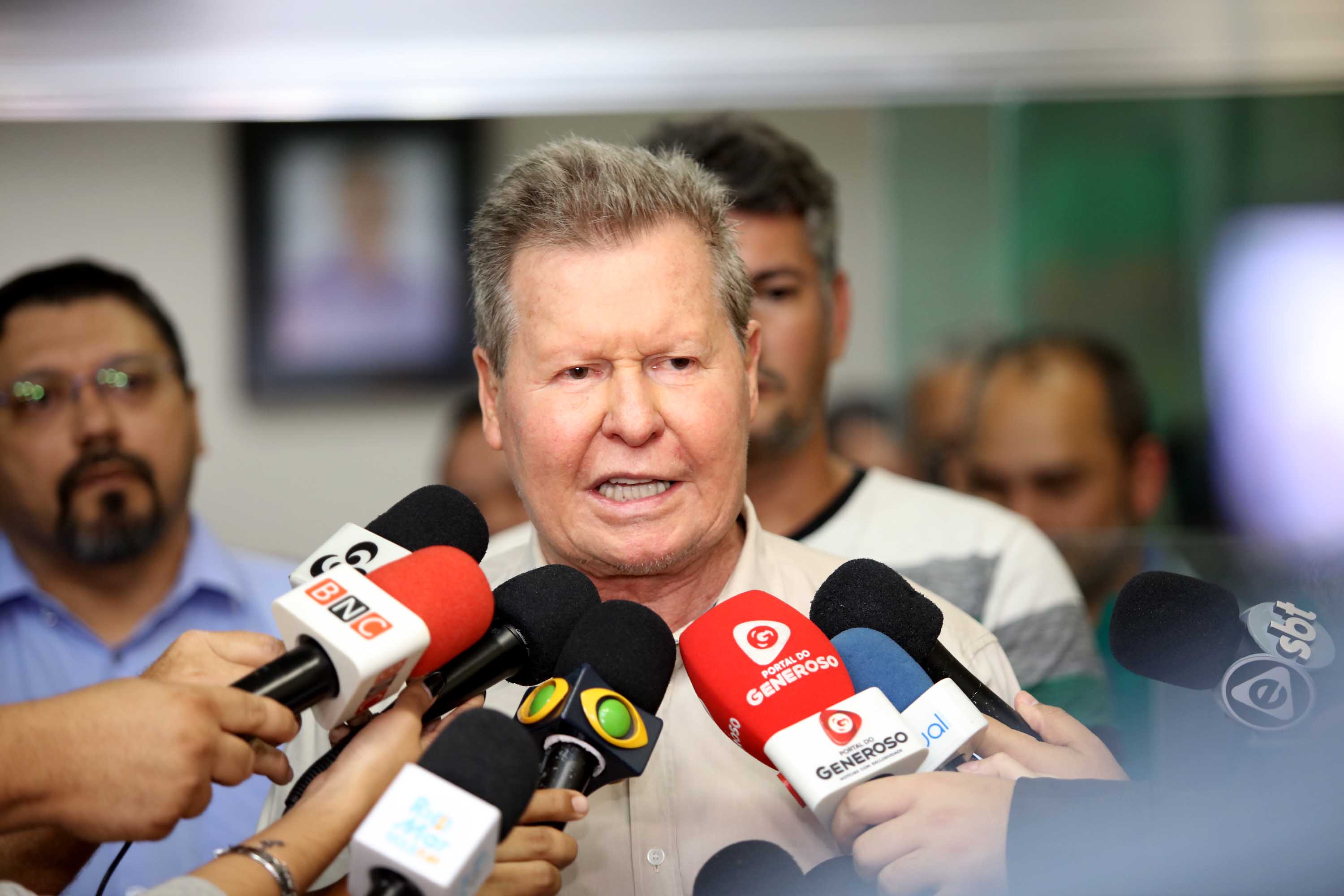 "Não acredito na greve, acredito no bom senso", diz Arthur Neto