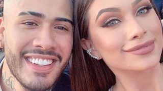 Flavia Pavanelli e Kevinho reatam com 'beijão' no casamento de Carlinhos Maia