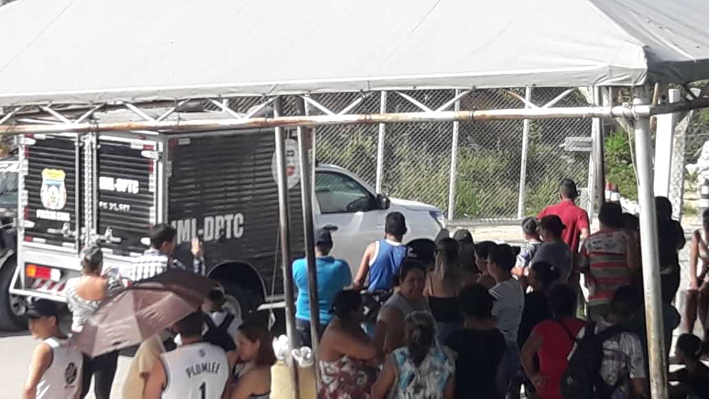 Treze corpos do massacre de segunda, 27, foram liberados pelo IML, hoje