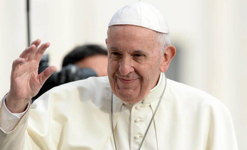 Futebol é o esporte mais belo do mundo, diz papa Francisco