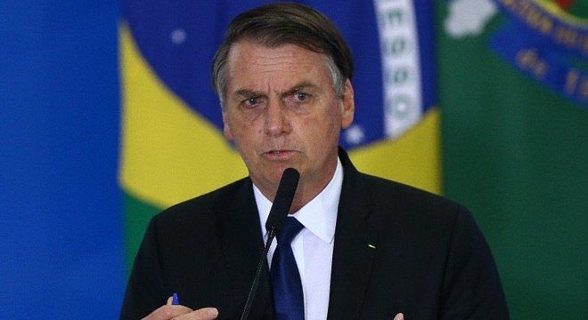 Presidente Bolsonaro diz haver ‘ameaças’ ao governo