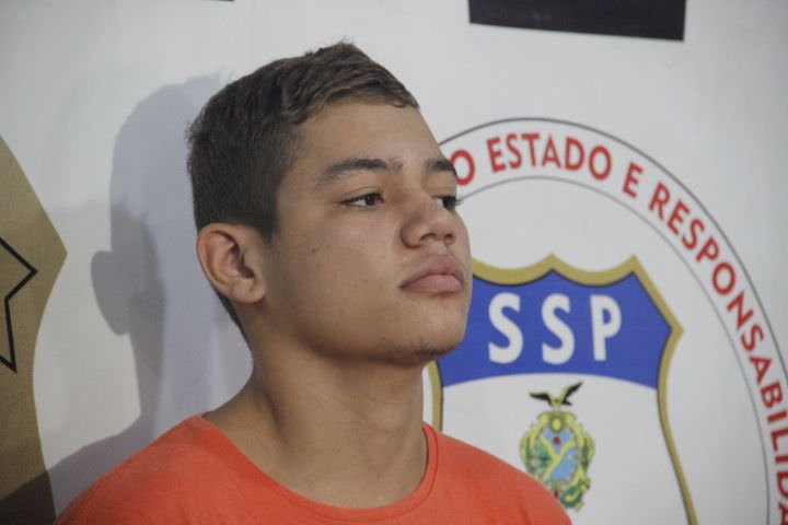 Jovem que atirou no rosto de policial para roubar R$ 40 mil de loja é preso