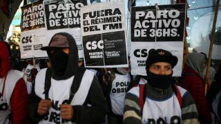 Trabalhadores paralisam Argentina com grande greve contra Macri