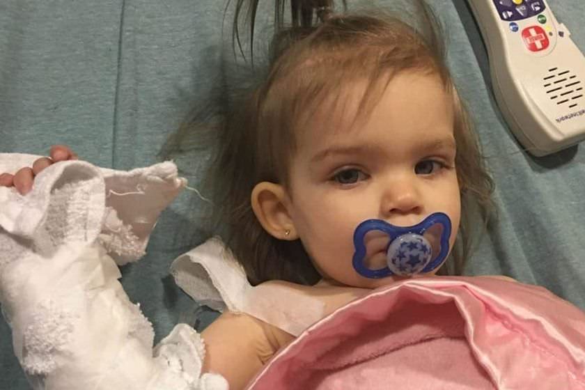 Religioso diz que câncer em bebê é culpa das mães por serem lésbicas