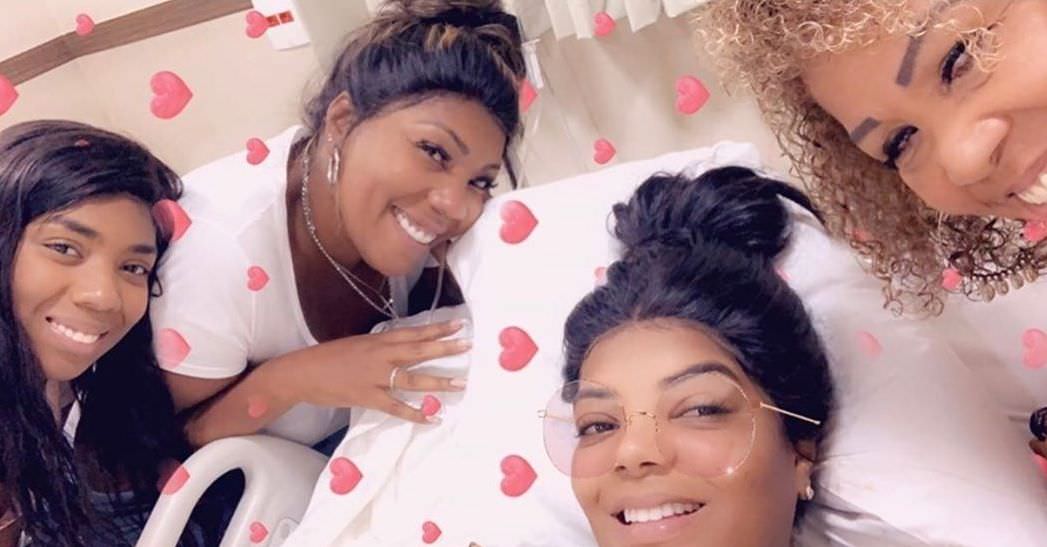 Cantora Ludmilla recebe alta de hospital, afirma assessoria