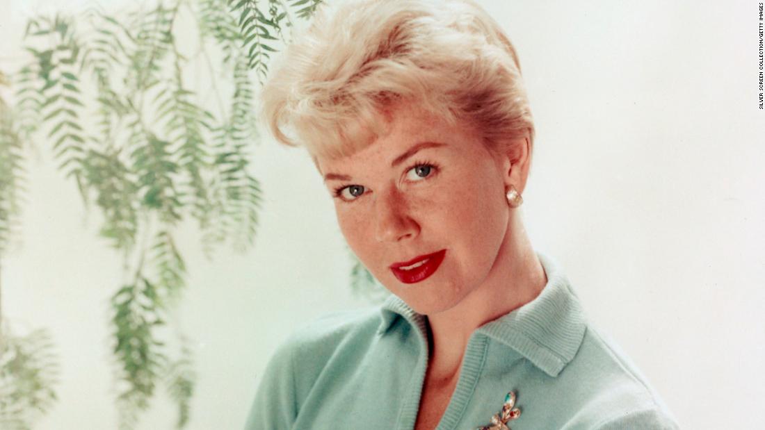 Doris Day, cantora e estrela do cinema, morre aos 97 anos