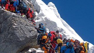 Temporada de escaladas no Everest registra 11ª morte em 2019
