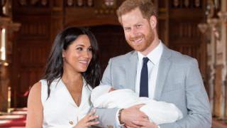 BBC demite apresentador por tuíte racista sobre filho de Harry e Meghan