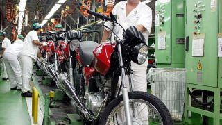 Polo Industrial de Manaus produziu 97 mil motocicletas em julho e faz adequações para atender à demanda