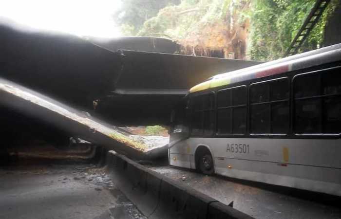 Com chuva intensa, parte de túnel desaba e Rio entra em estágio de crise