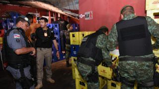 Bares na zona leste são multados durante ação em Manaus