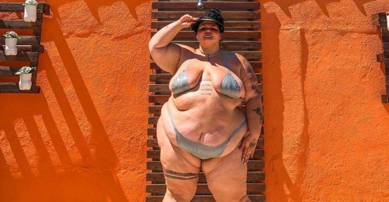 Thaís Carla faz revelação em vídeo com namorado: ''Tô grávida''