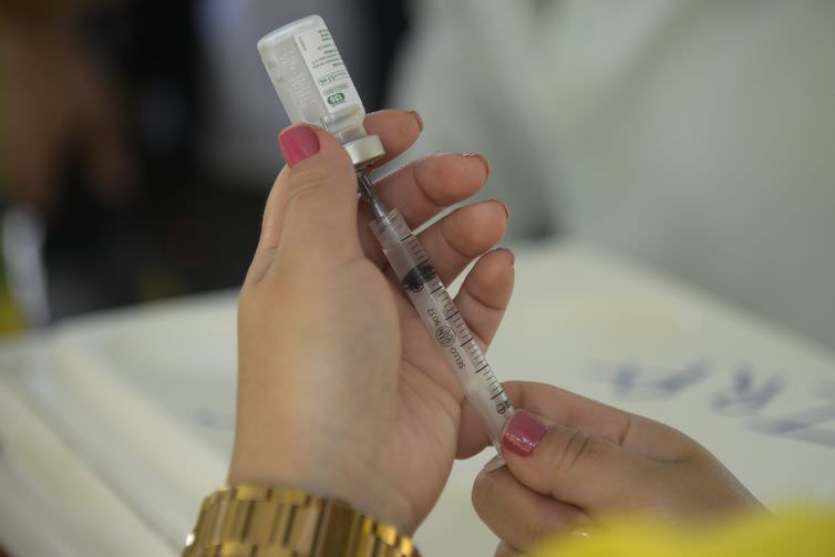 Gripe: campanha termina hoje, mas vacinação continua na segunda-feira