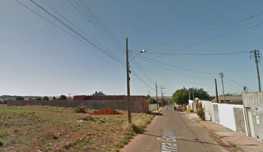 Jovem é abordada em ônibus, ameaçada com faca e estuprada por uma hora