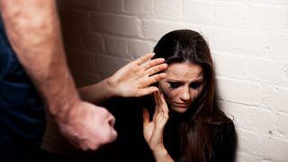 Saiba como identificar sinais de um relacionamento abusivo