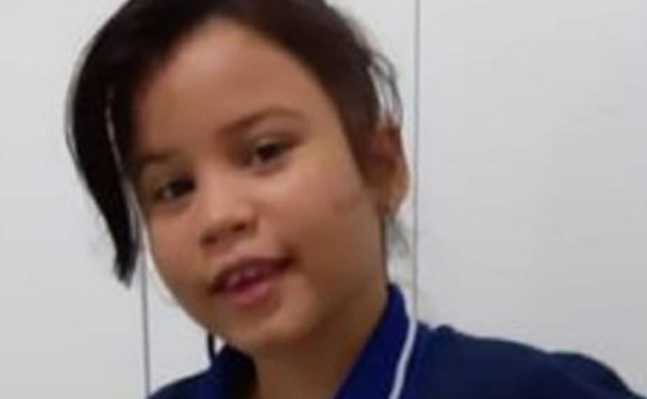 Menina de 11 anos desaparece após sair da escola em Manaus