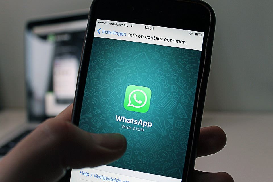WhatsApp é alvo de hackers e tem falha de segurança grave no sistema