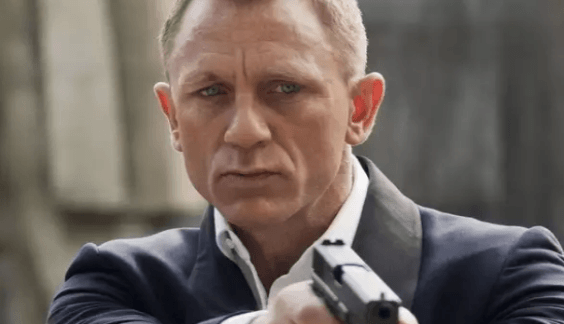 Explosão durante filmagem do novo filme de James Bond deixa um ferido