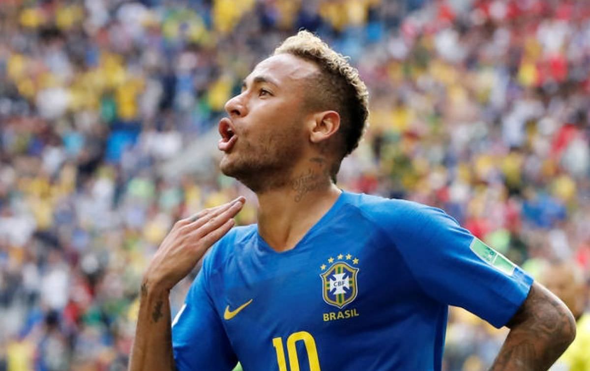 Neymar continua ativo na seleção e atua em grupo de WhatsApp