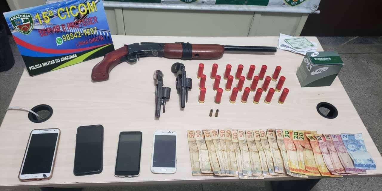 PMs detêm homens com armas na invasão Cemitério dos Índios