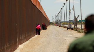 México define limite sobre asilo antes de negociações com os EUA