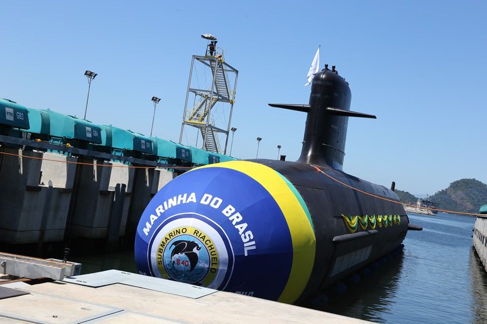 Brasil negocia submarinos alemães IKL-209 com Argentina