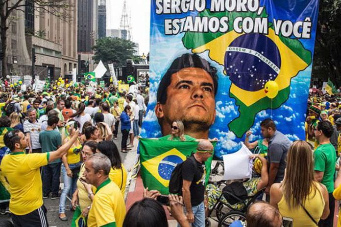 MBL e Vem Pra Rua organizam atos pró-Moro no domingo
