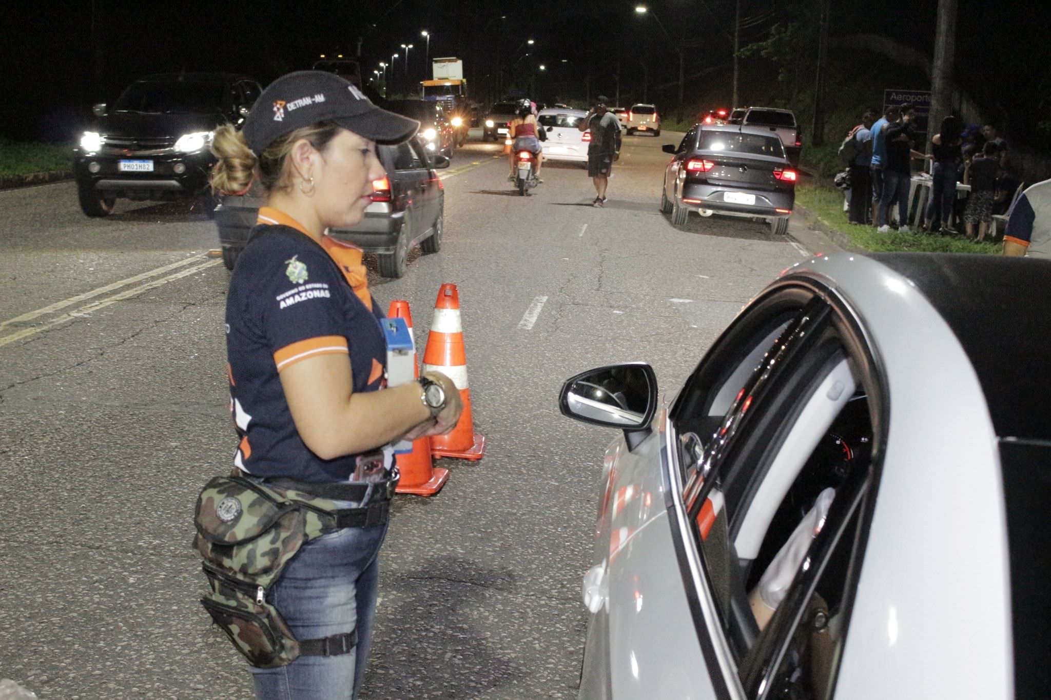 Operação do Detran-AM prende 22 motoristas embriagados, em Manaus
