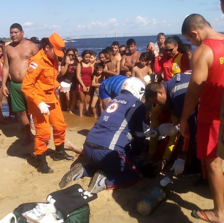 Criança tem parada cardiorrespiratória após se afogar, na Ponta Negra